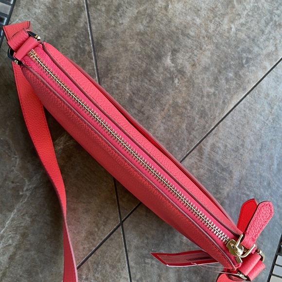 Kate Spade run around medium crossbody peachmelba - Picture 3 of 16